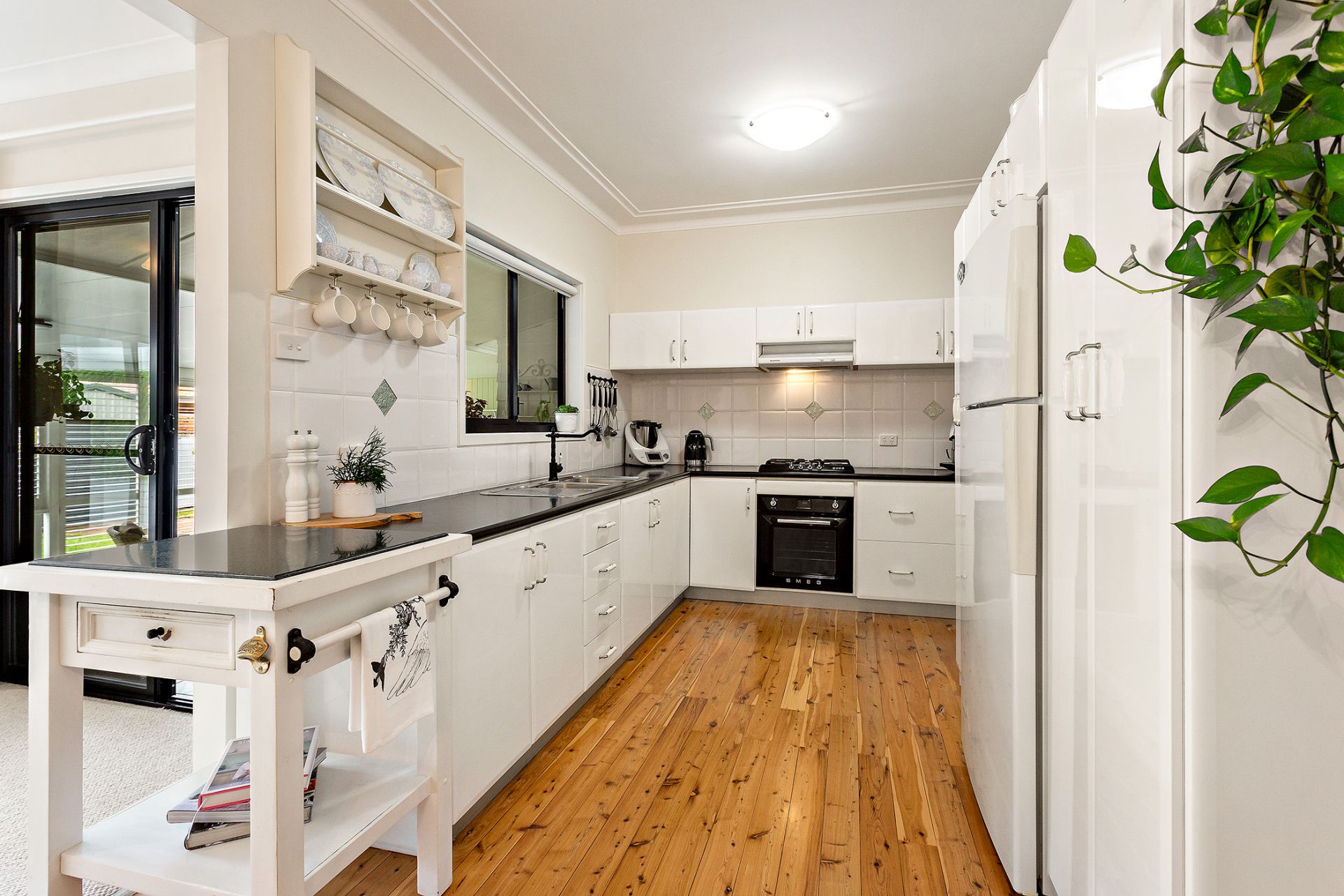 Real Estate For Sale 16 Haynes Avenue Eleebana , NSW