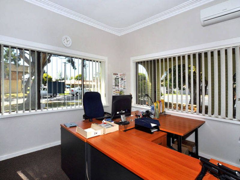 Real Estate For Sale 42 Forrest Avenue South Bunbury , WA