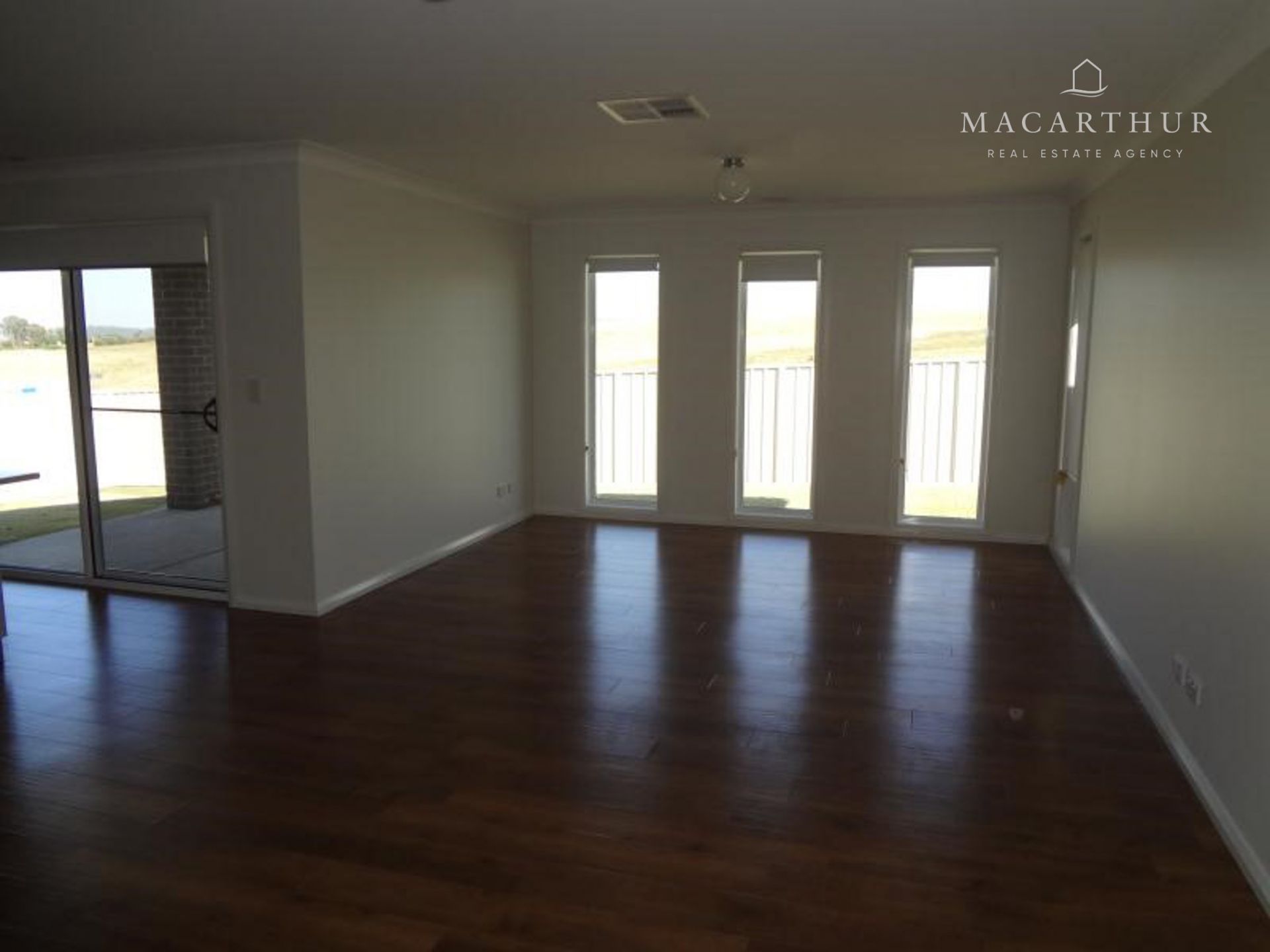 4 Samson Avenue, Estella Macarthur Real Estate Agency