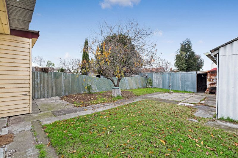 19 Clive Street, WEST FOOTSCRAY Sweeney Estate Agents