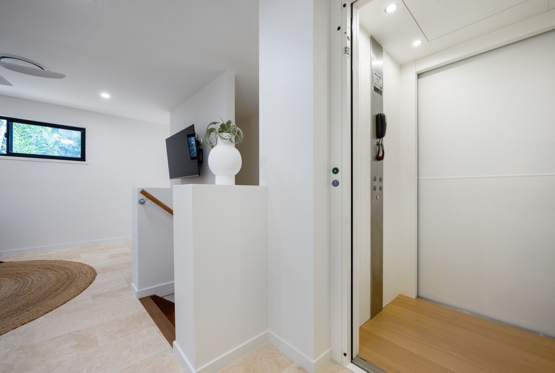 162A Broadwater Esplanade, BILAMBIL HEIGHTS Matrix Global Real Estate