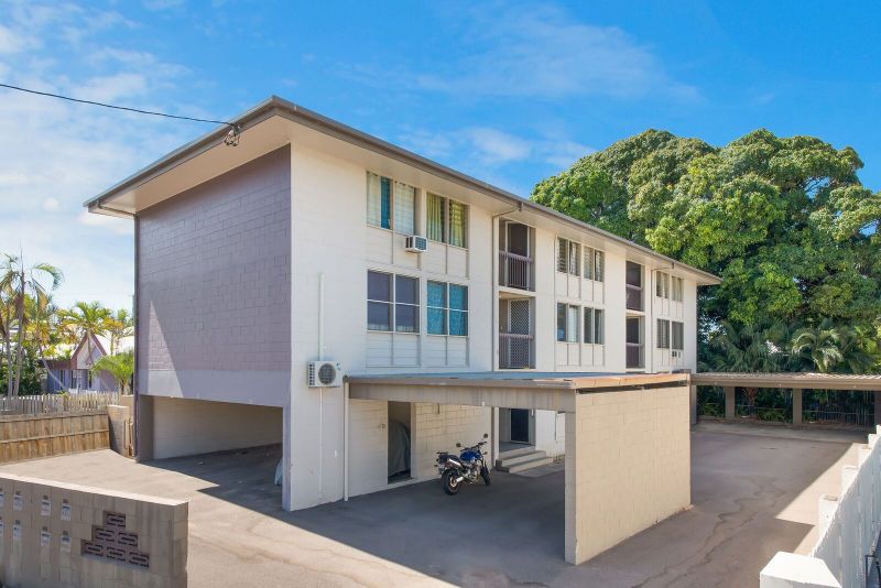 4/9 Warburton Street, North Ward Harcourts Kingsberry Townsville