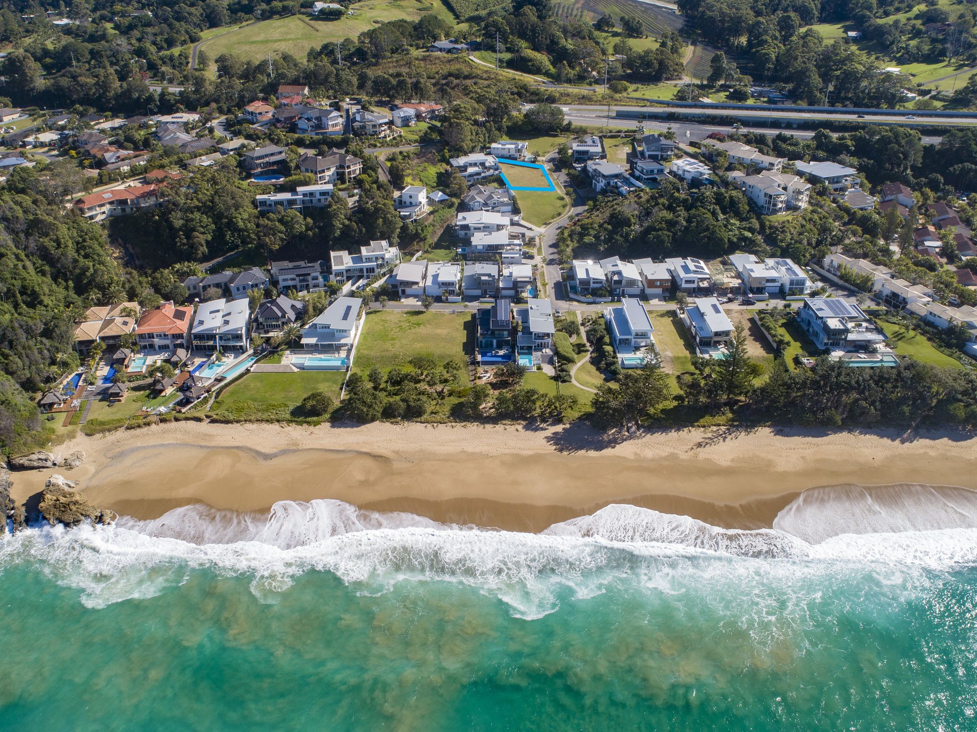 For Sale 8 Beachview Drive Sapphire Beach , NSW