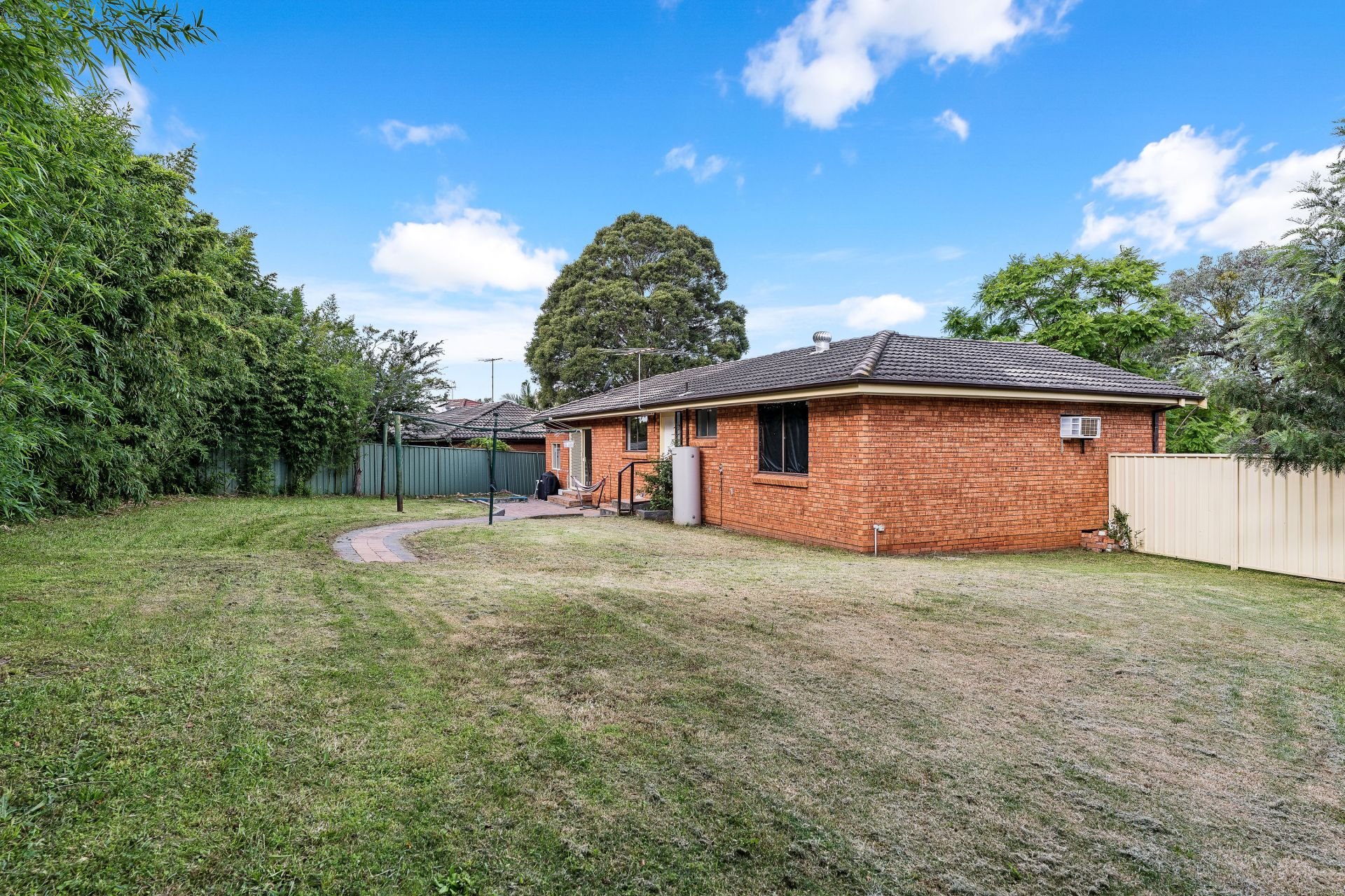 Real Estate For Lease 6 Clinton Drive Narellan , NSW