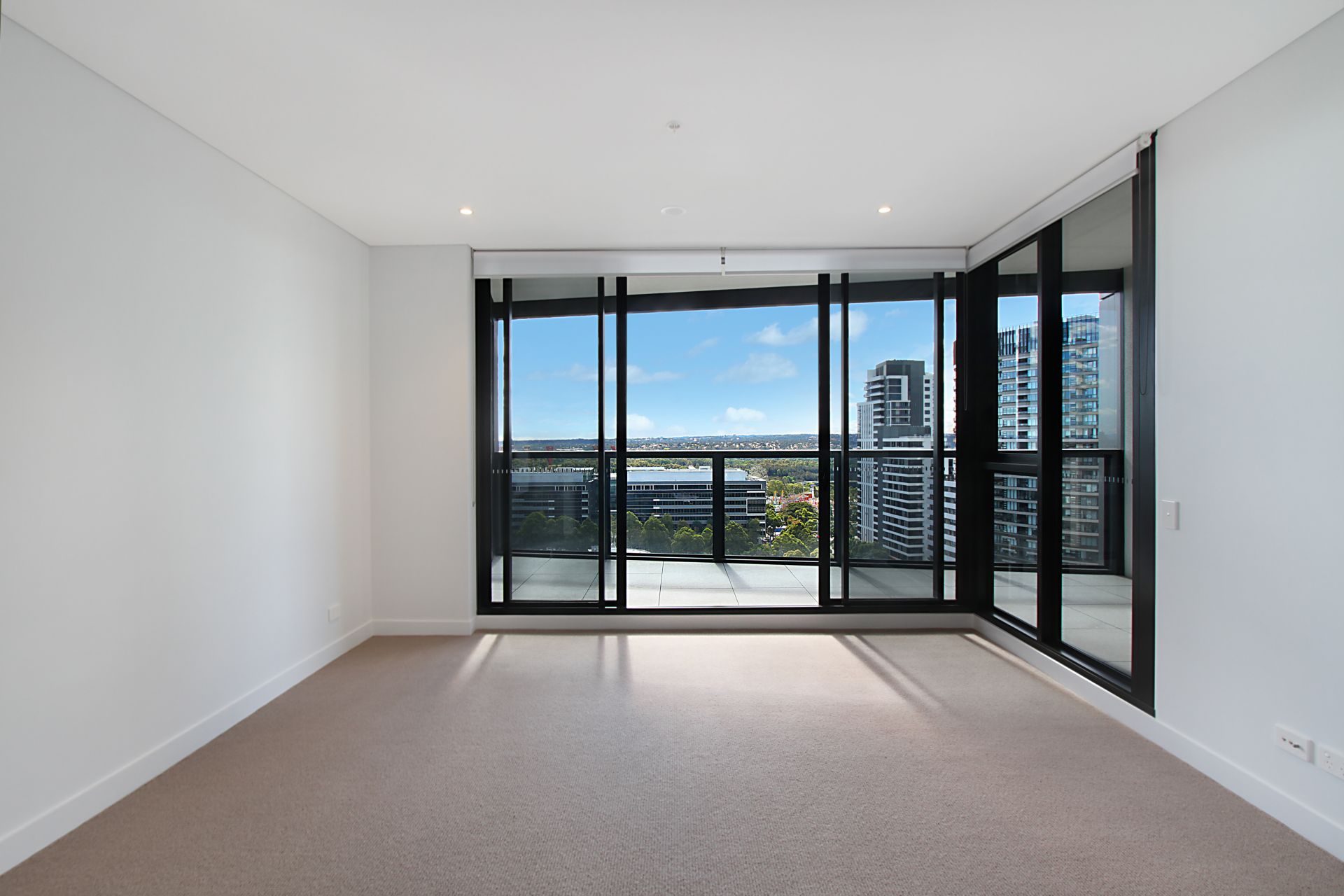 21706/2B Figtree Drive, Sydney Olympic Park Morton