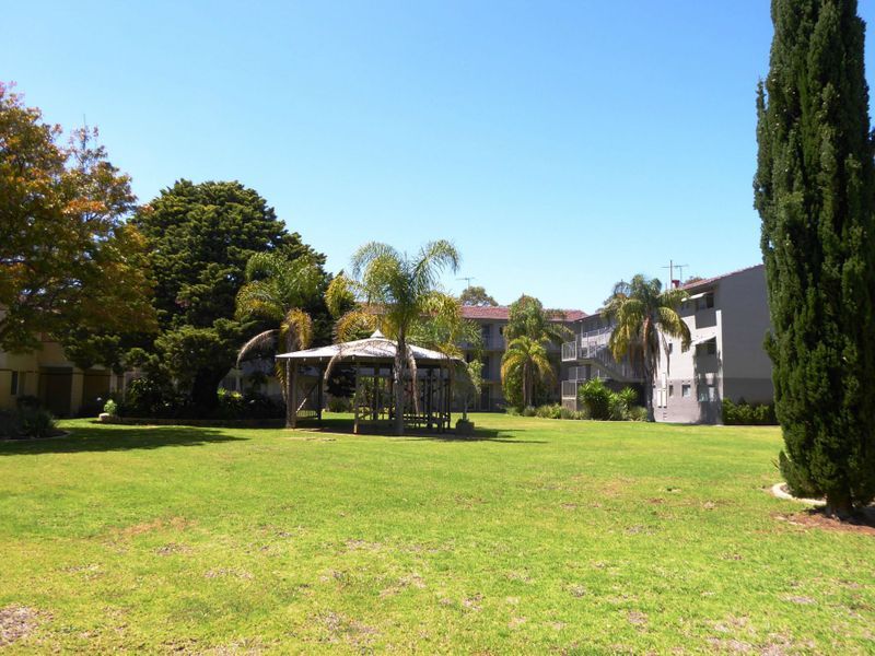 Real Estate For Lease 28/1 Stallard Place Withers , WA