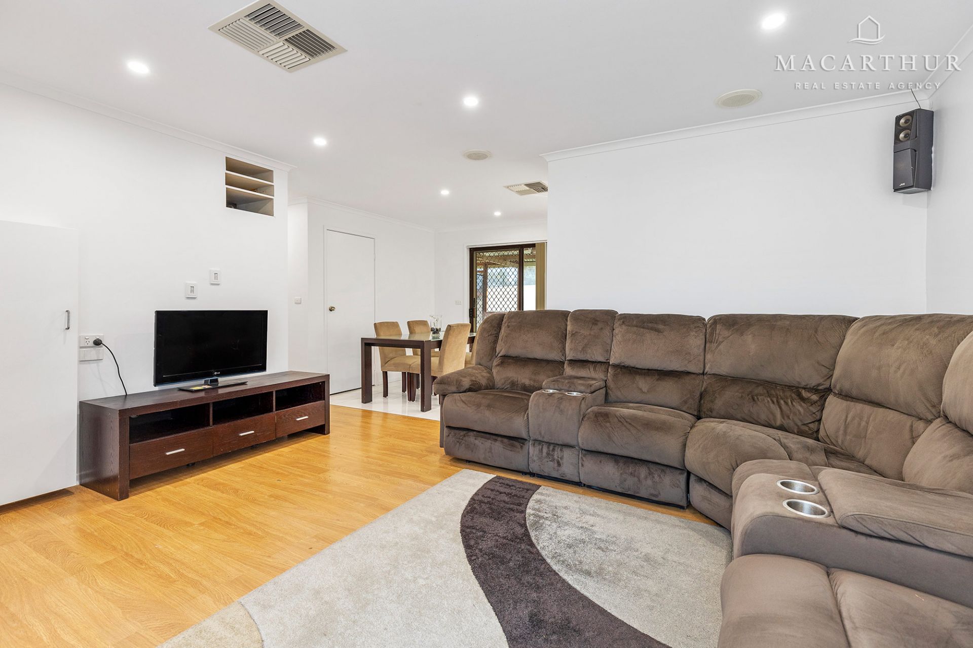 10 Crisp Drive, Ashmont Macarthur Real Estate Agency