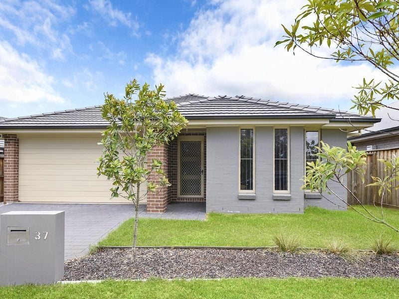 Real Estate For Lease 37 Caledonia Crescent GLEDSWOOD HILLS , NSW