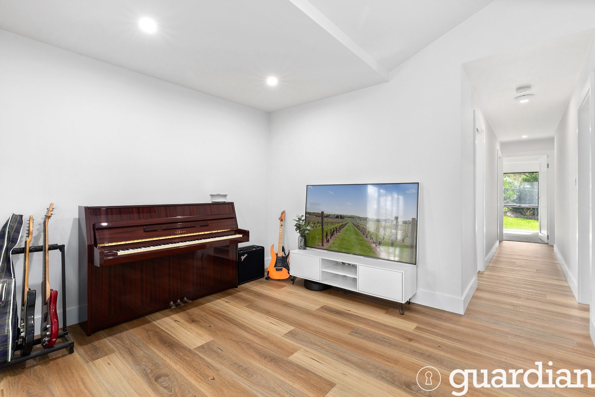 10 Jefferson Grove, Kenthurst Guardian Realty