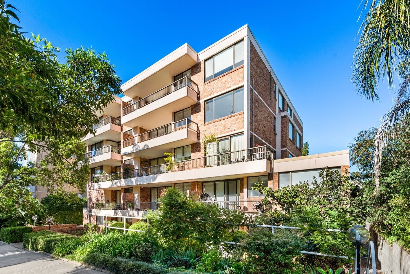 Real Estate For Lease 16/126 Spencer Road Cremorne , NSW