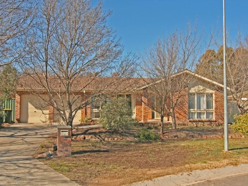 Real Estate For Sale 30 Luffman Crescent Gilmore , ACT