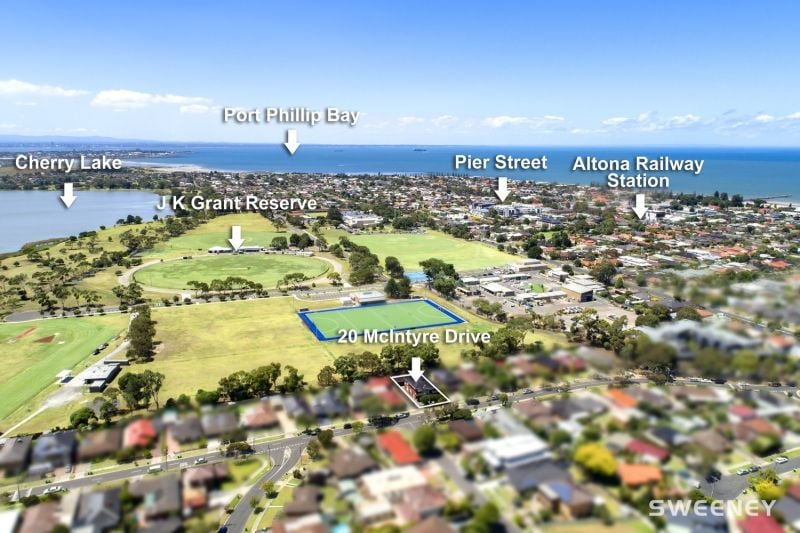 20 McIntyre Drive, ALTONA Sweeney Estate Agents