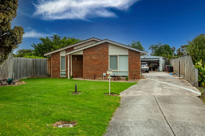 2 Birch Court, Narre Warren OBrien Real Estate