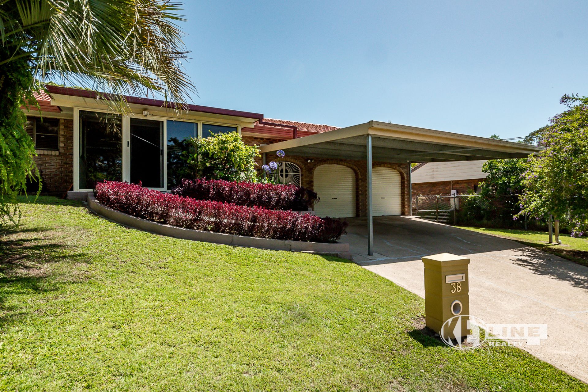 38 Cunningham Crescent, Nambour Keyline Realty