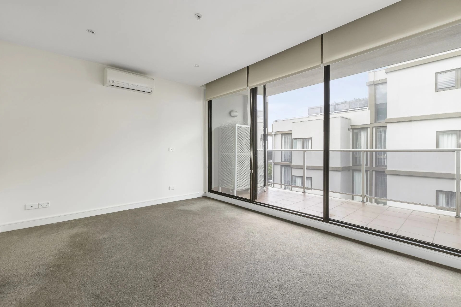 Real Estate For Sale 307/3 Kiernan Avenue Ivanhoe , VIC