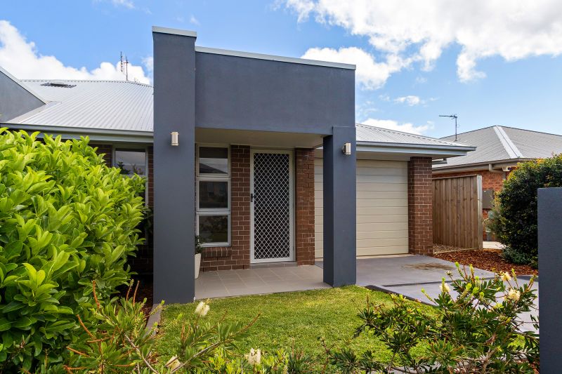 Real Estate For Lease 37a Wirripang Street Fletcher , NSW