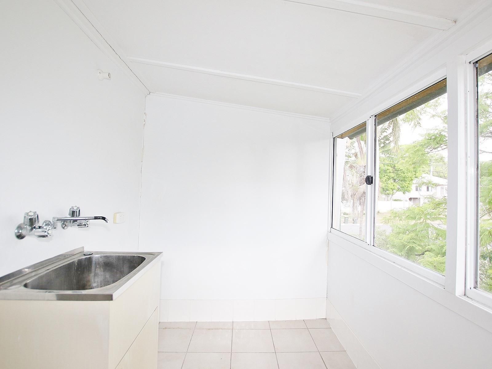 Real Estate For Lease 89 North Street West Rockhampton , QLD