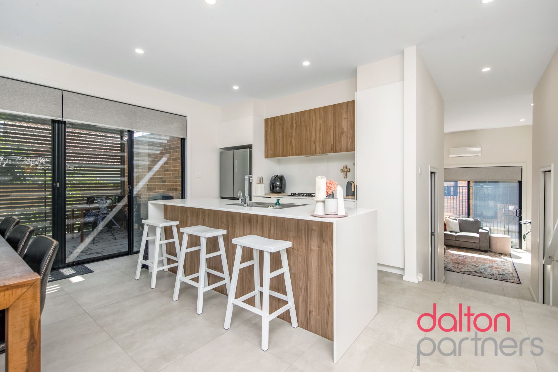 1/176 Park Avenue, Kotara Dalton Partners The Junction