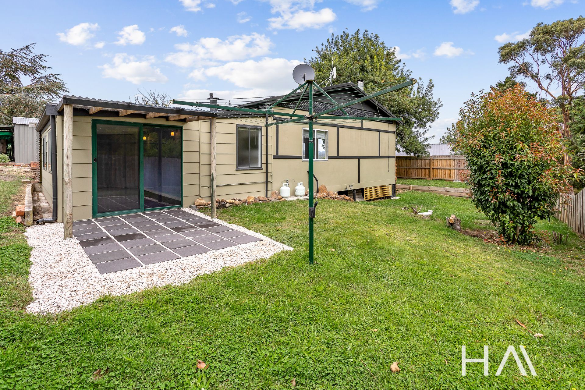 11 Post Office Road, Hillwood Harrison Agents