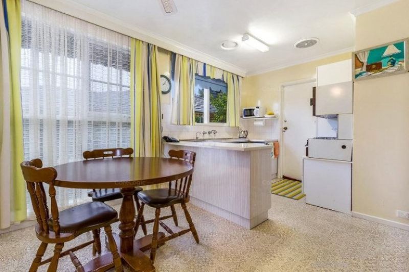 2/13 Kintore Crescent, Box Hill Mandy Lee Real Estate