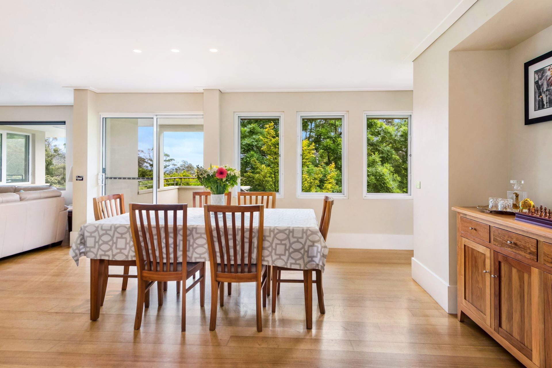 Real Estate For Sale 193 Oxley Drive Mittagong , NSW