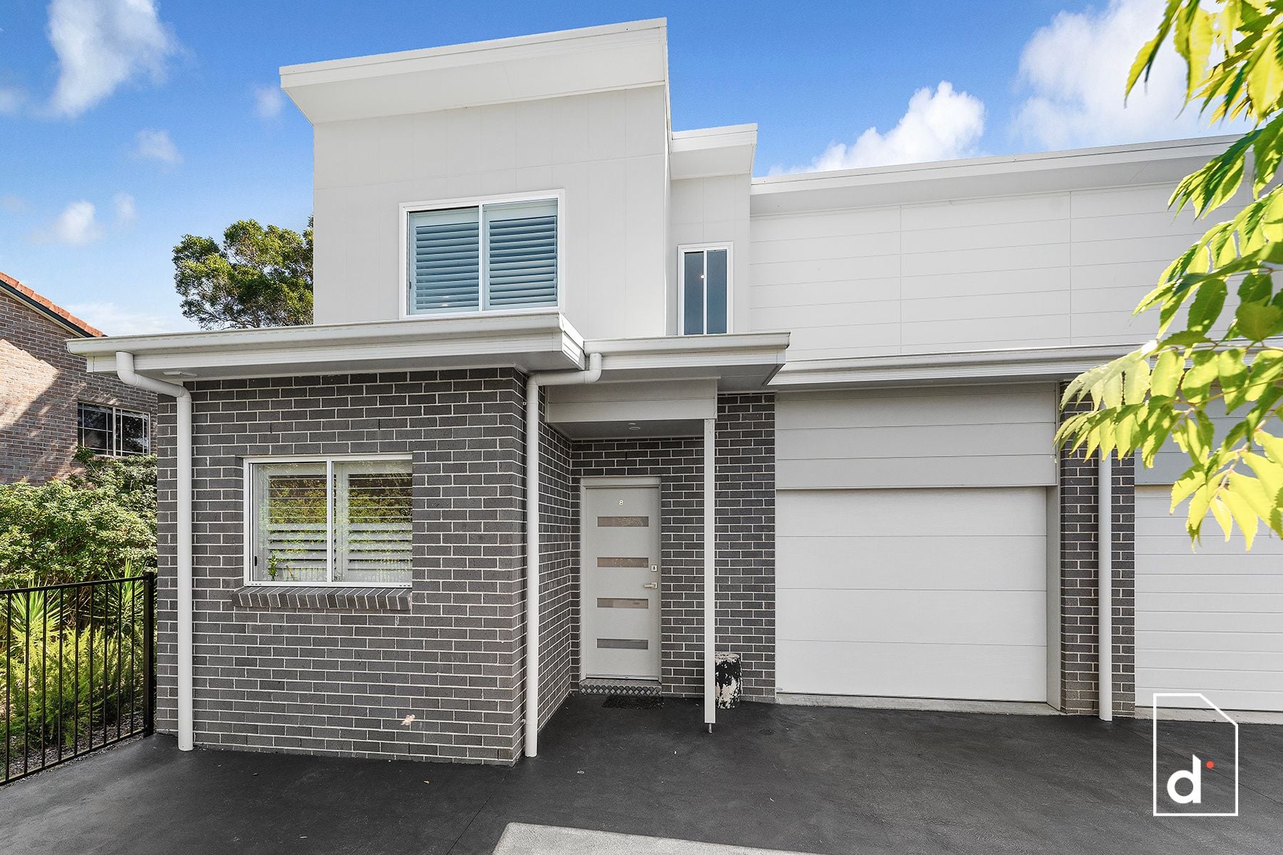 Sold property 745000 for 8/26 Pioneer Road Bellambi , NSW 2518