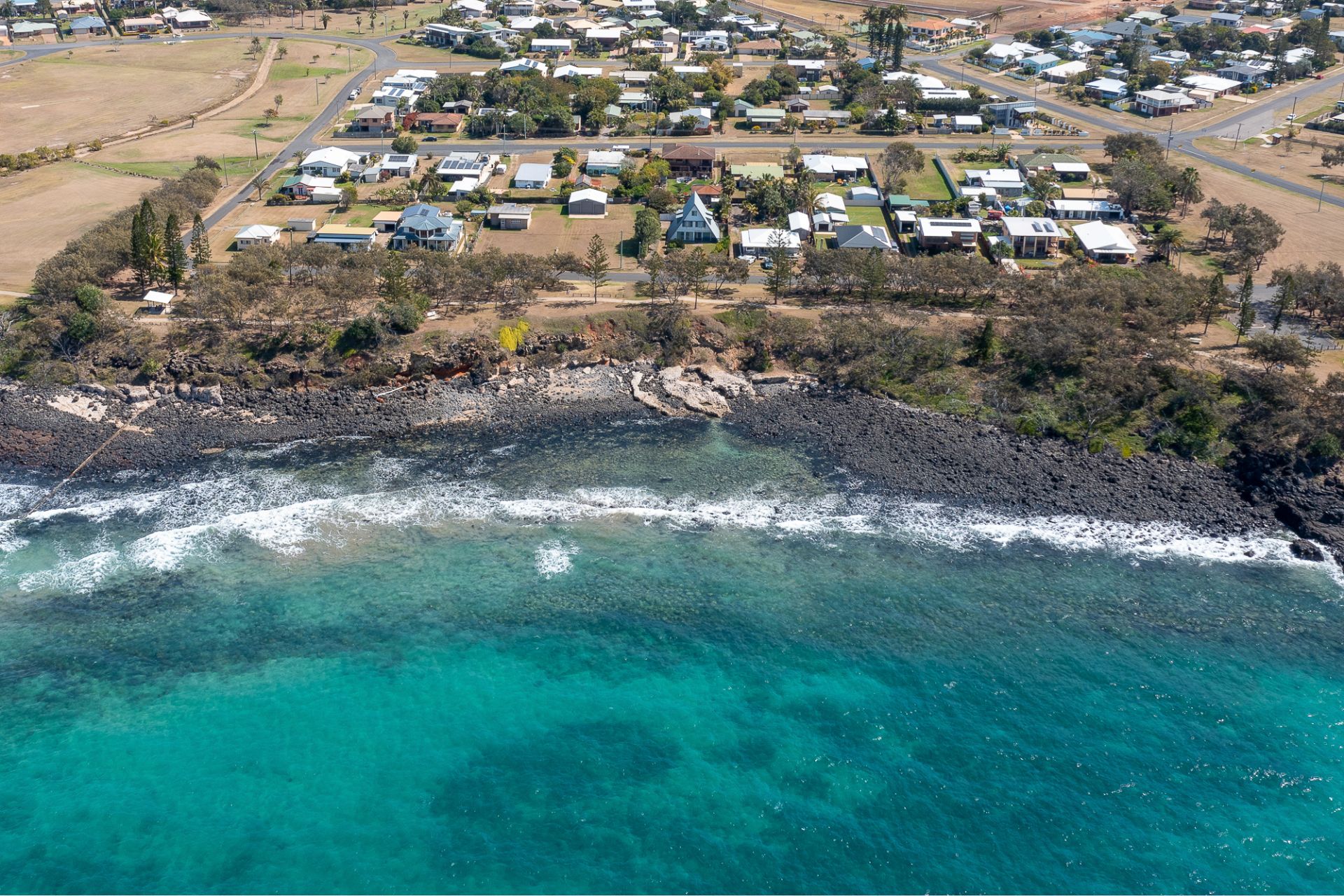 12 Esplanade, ELLIOTT HEADS Four Walls Realty