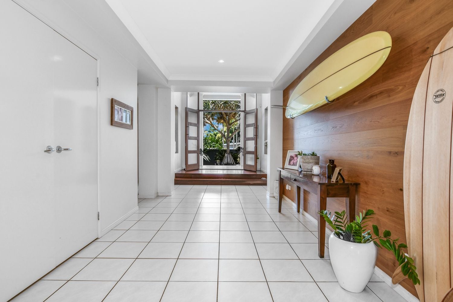 Real Estate For Sale 9 Broadwater Avenue Maroochydore , QLD