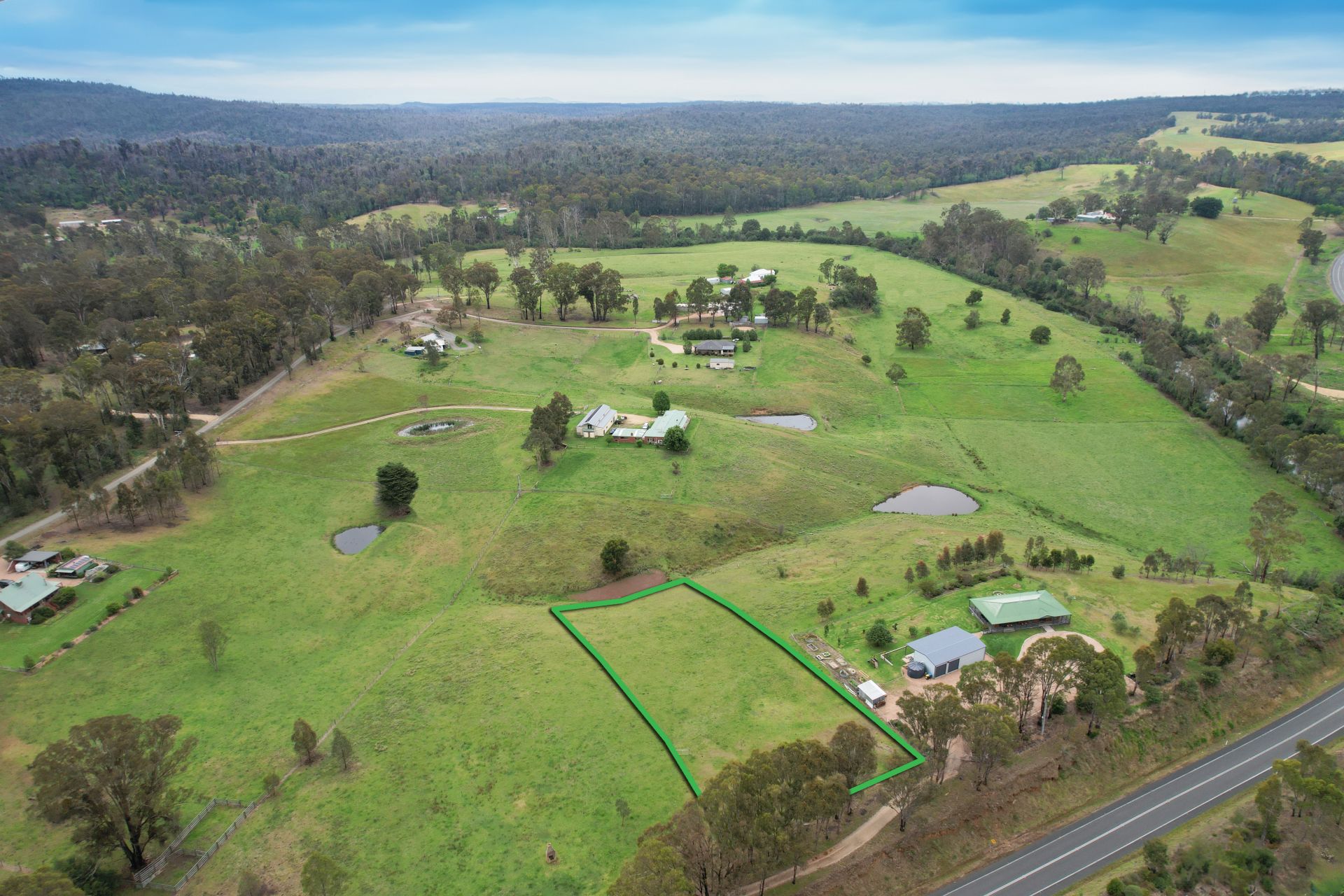 1035B Great Alpine Road, Sarsfield OBrien Real Estate