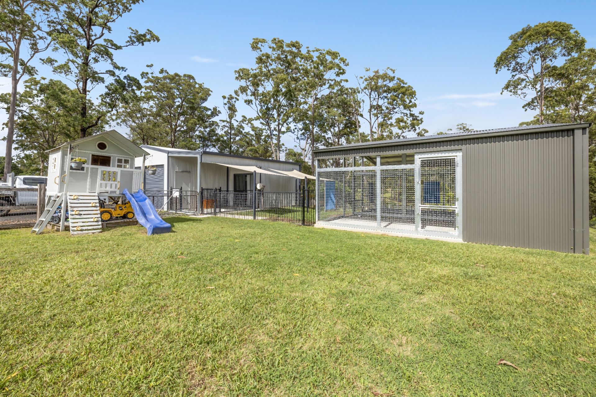 Real Estate For Sale 61 Waratah Drive Yarravel , NSW