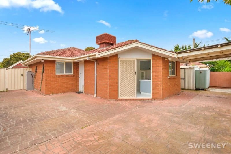 2/1 Bryan Avenue, ALTONA NORTH Sweeney Estate Agents