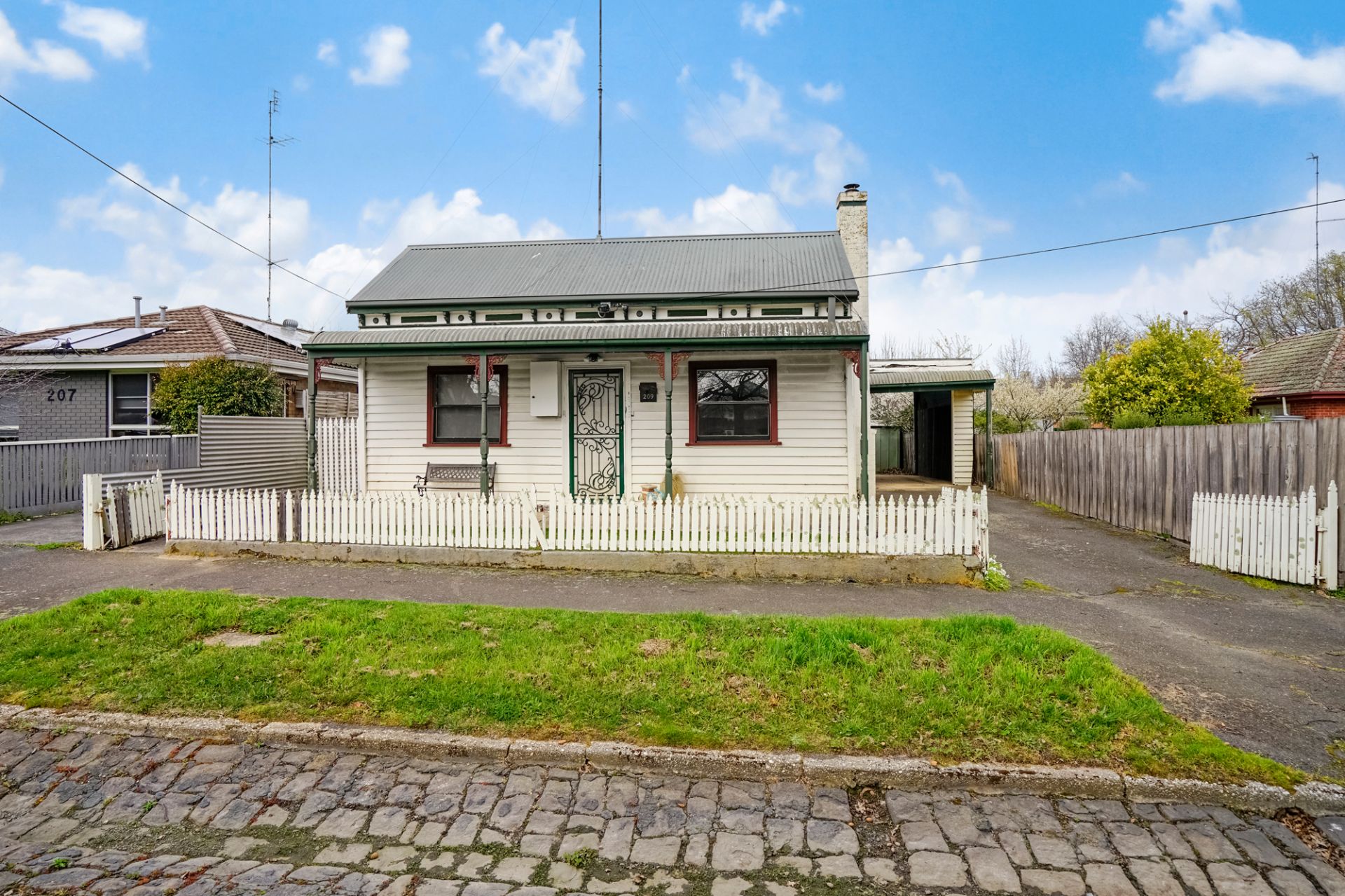 209 Brougham Street, Soldiers Hill Ballarat Real Estate Pty Ltd
