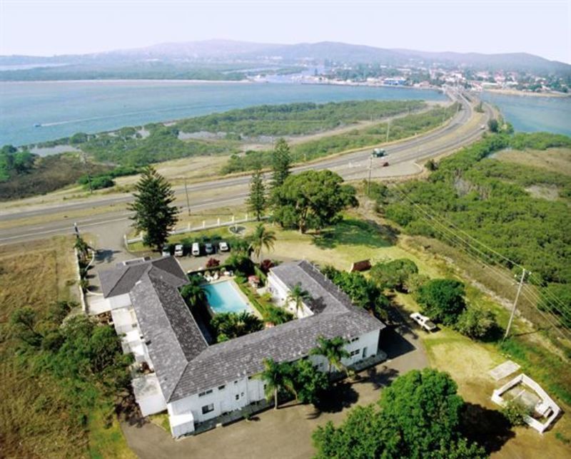 Manenti Quinlan & Associates Motel For Sale, MOTEL FOR SALE LAKE