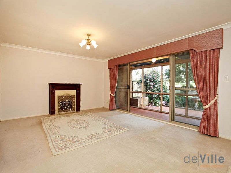 23/3 Castle Pines Drive, Baulkham Hills deVille Estate Agency