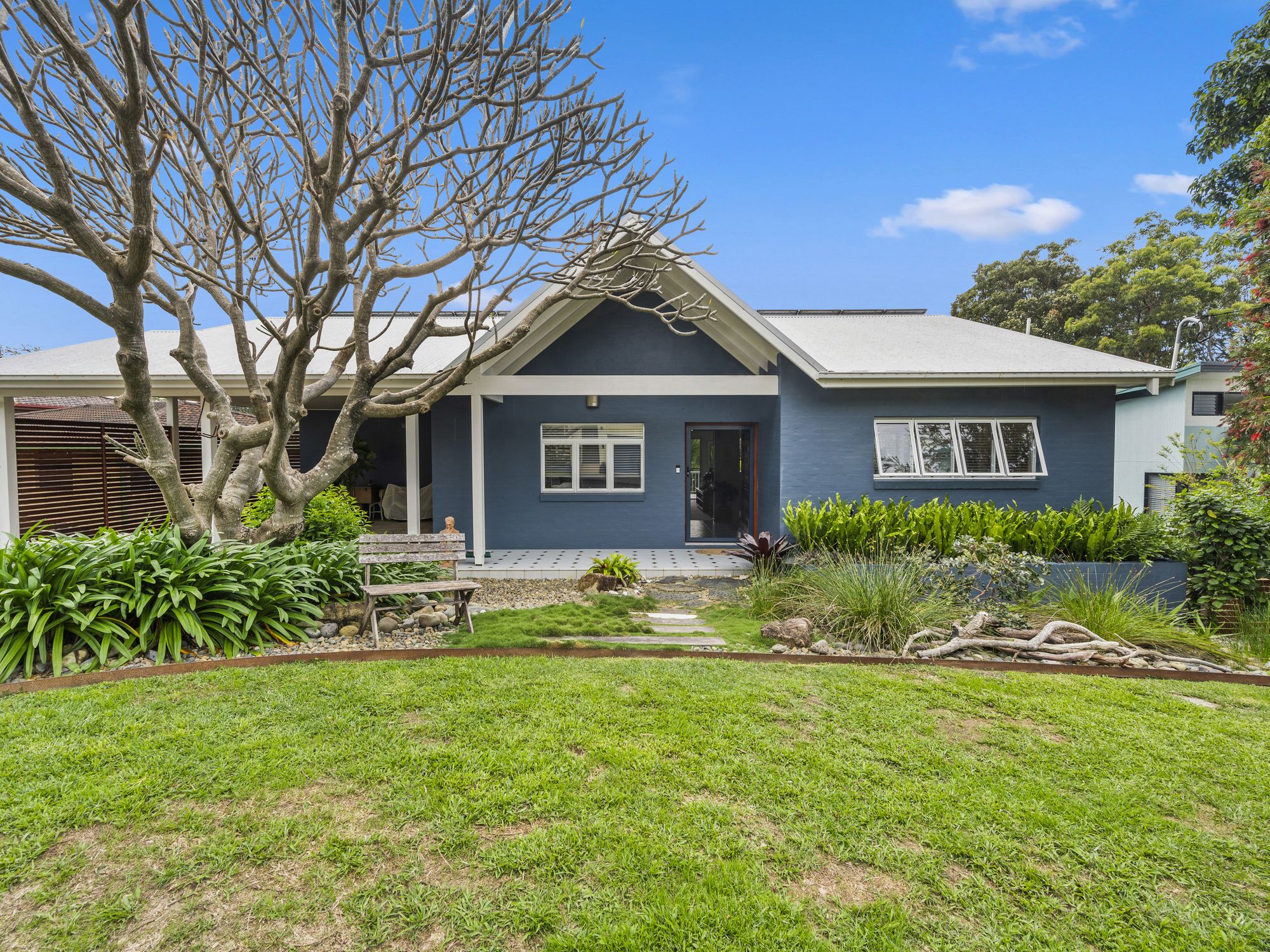 For Sale 11 Bellevue Drive Korora , NSW