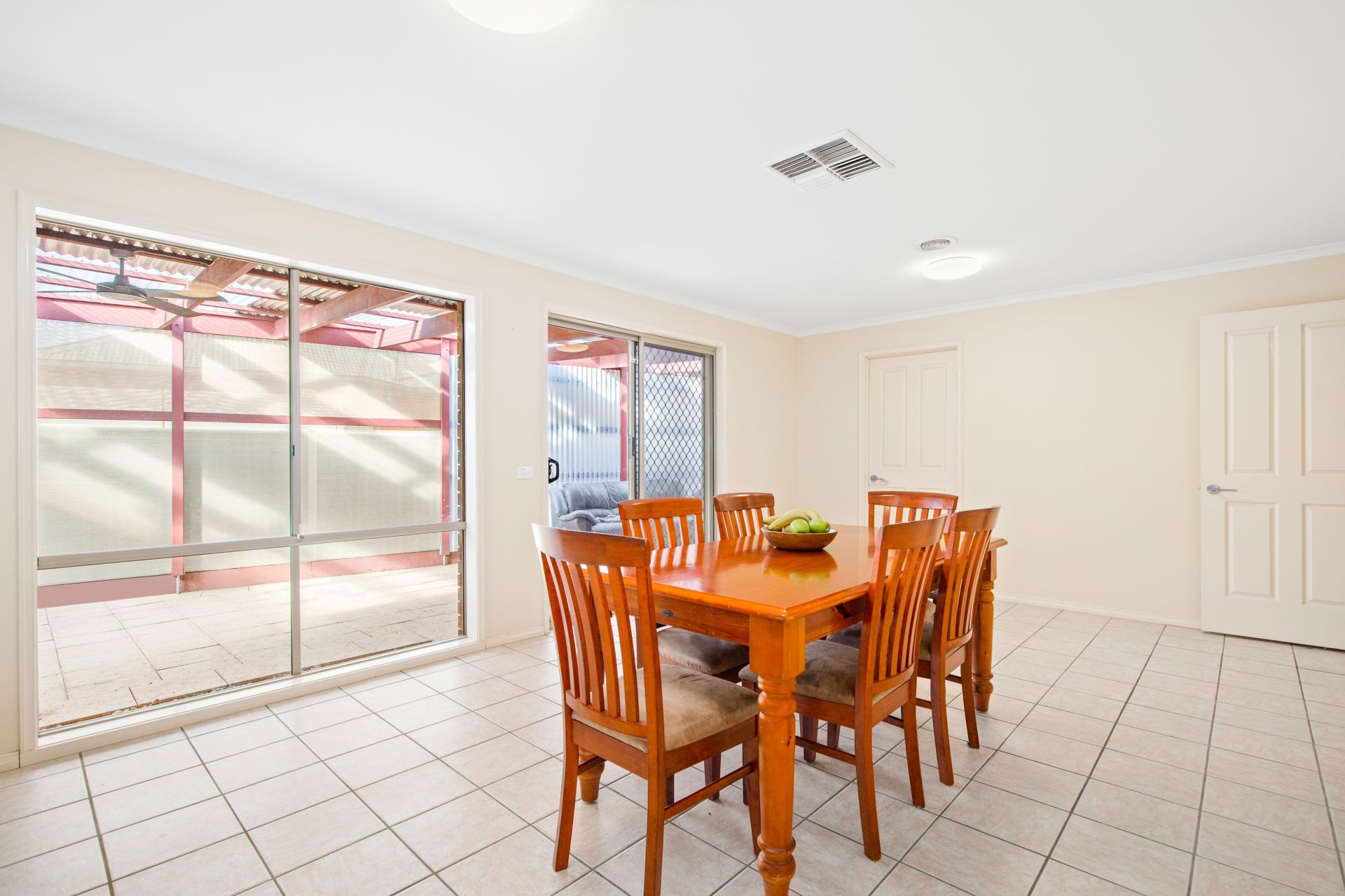 2 Chelsea Close, Wyndham Vale OBrien Real Estate