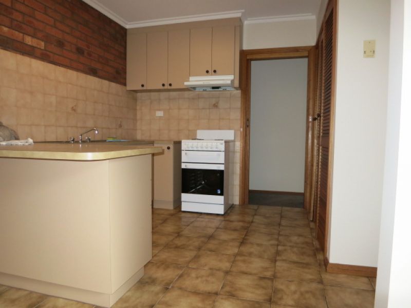 1/8 Sheringham Drive, Werribee OBrien Real Estate