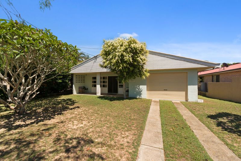 Real Estate For Sale 21 Beach Parade Mylestom , NSW