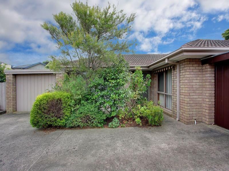 Real Estate For Sale 2/5 Carnoustie Grove Mornington , VIC