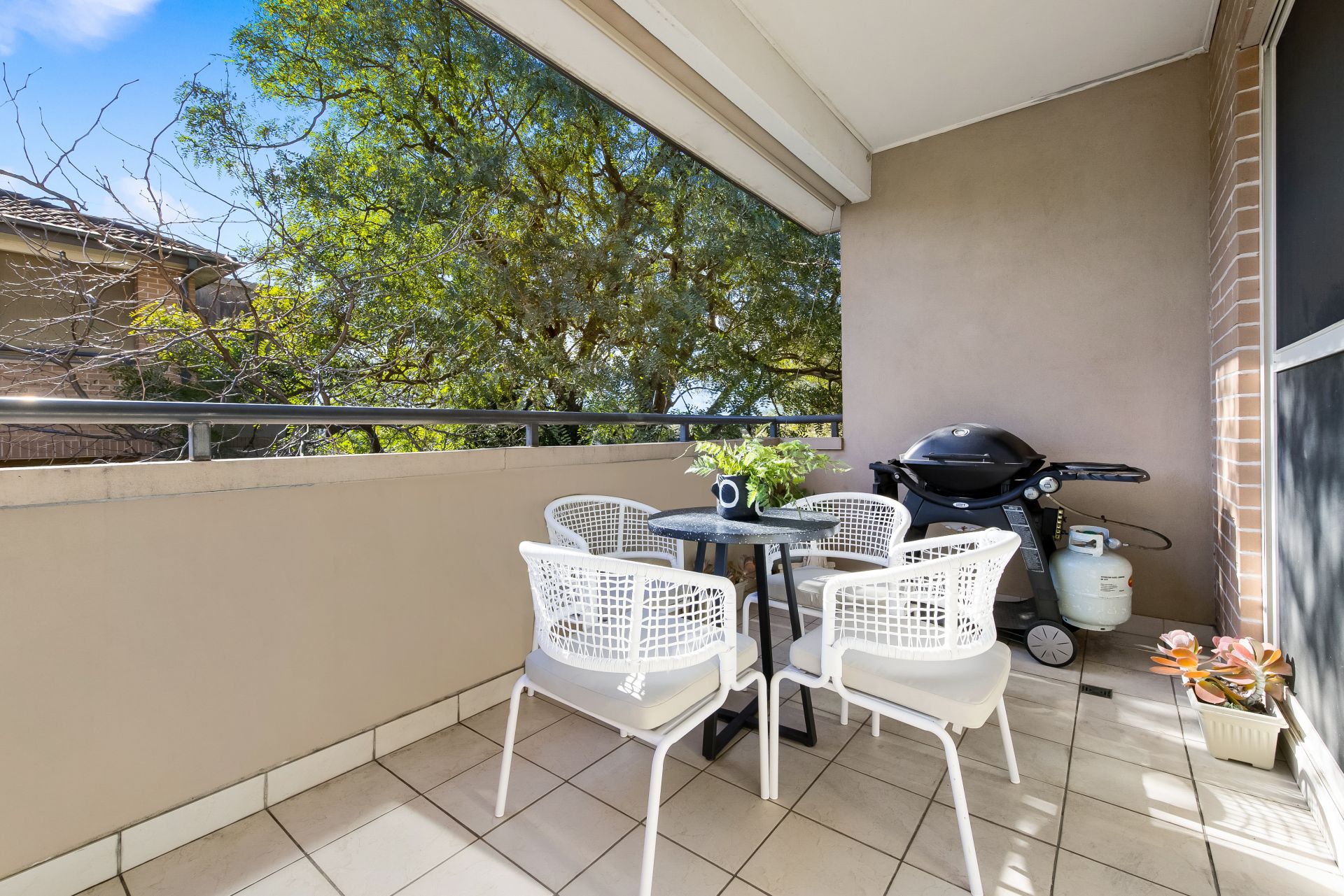 Real Estate For Sale 203/8 Karrabee Avenue Huntleys Cove , NSW