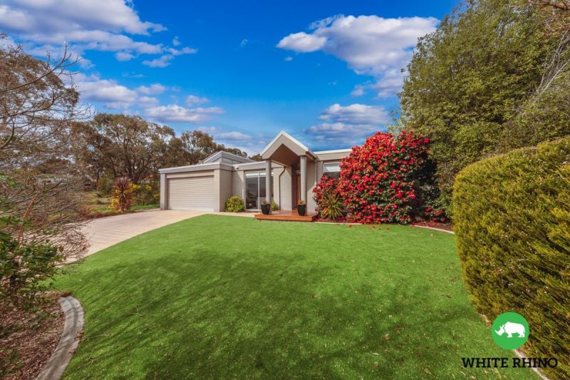 8 Carolyn Jackson Drive, Jerrabomberra White Rhino Property
