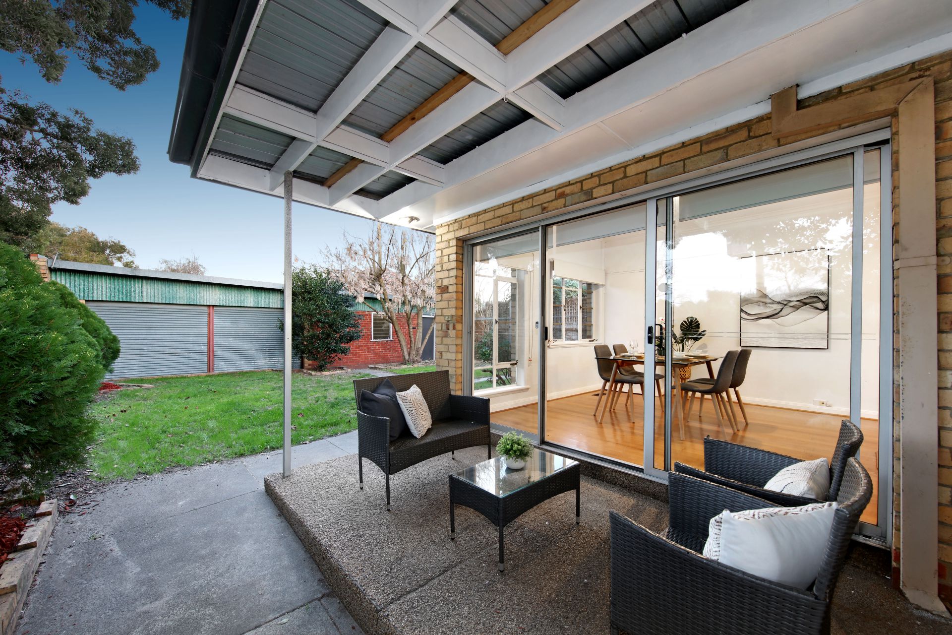 8 Young Street, Oakleigh OBrien Real Estate