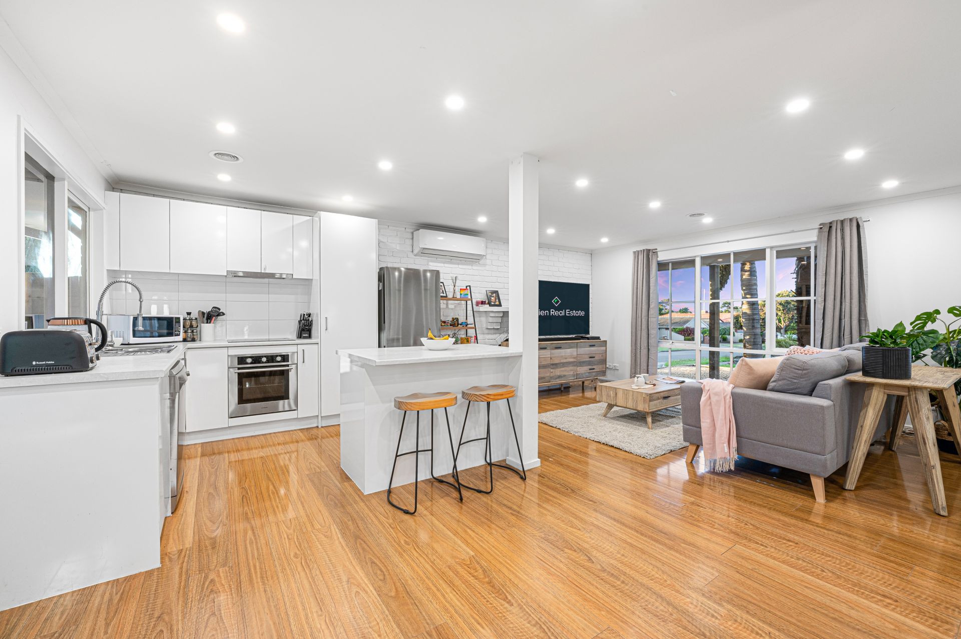 26 Orama Avenue, Carrum Downs OBrien Real Estate