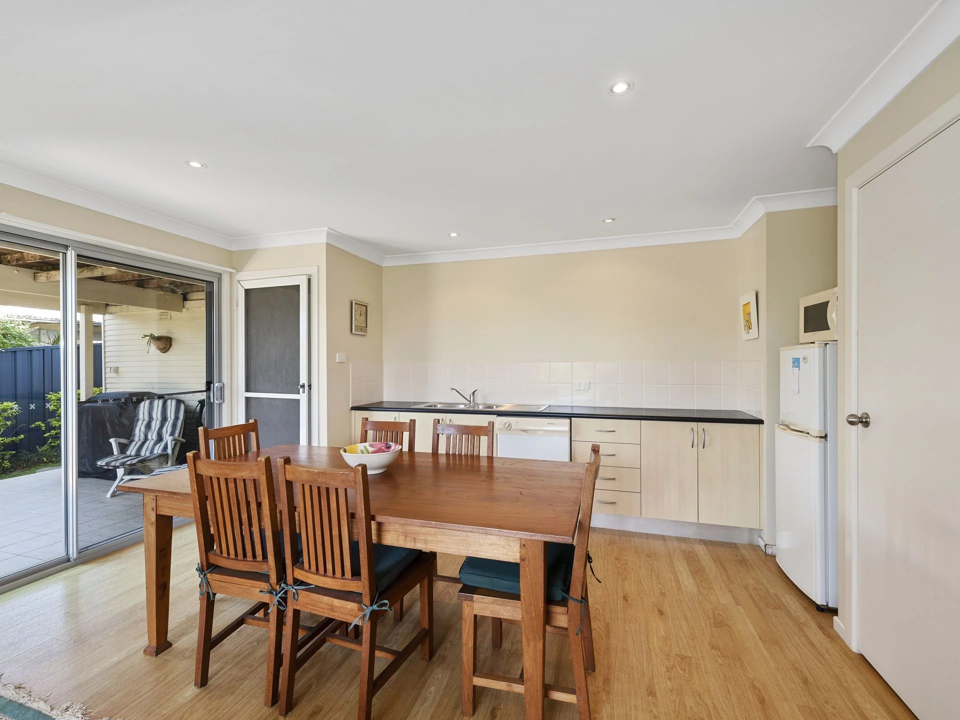 King Single Beds For Sale Coffs Harbour at Daniel blog