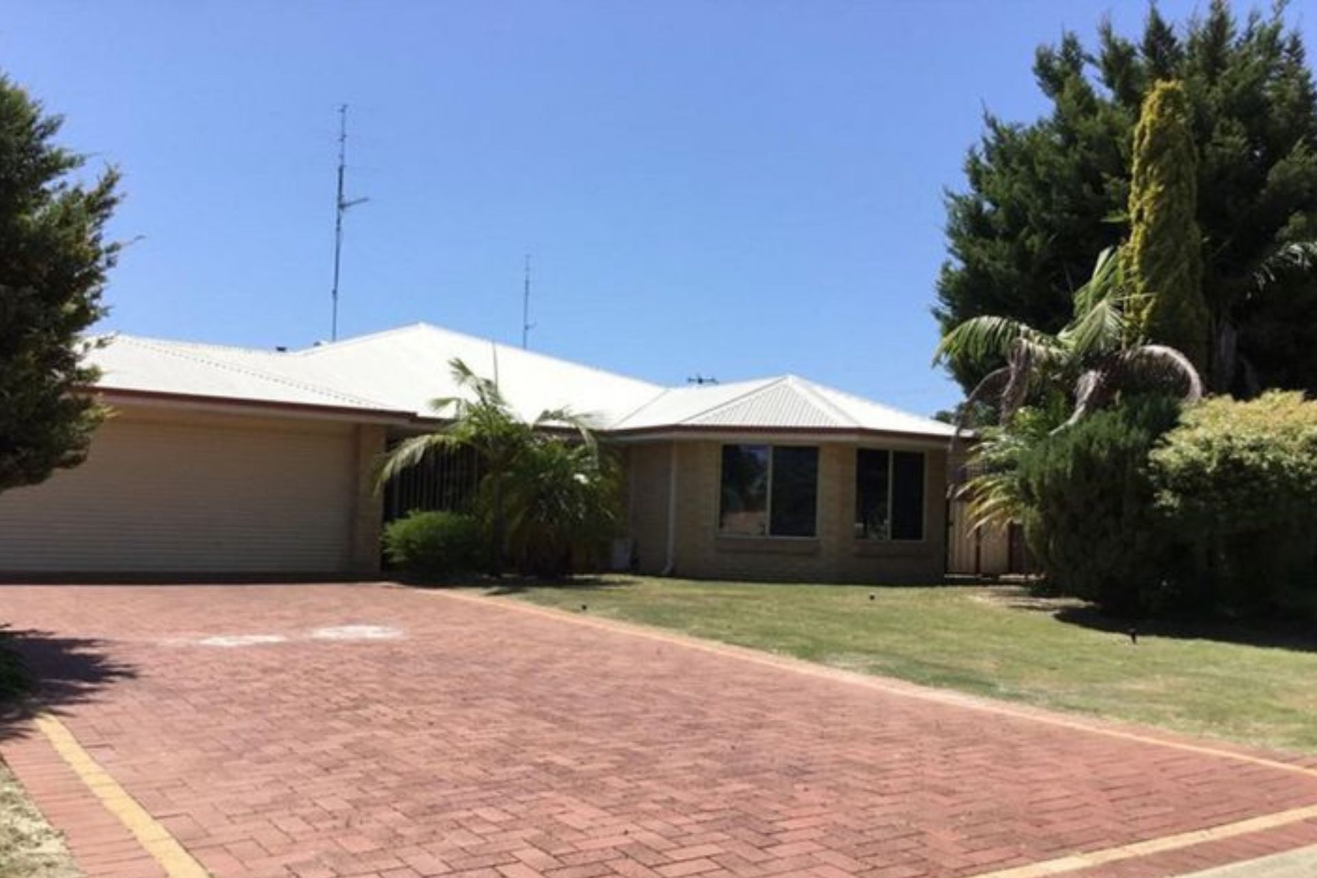 46 Jackson Street, WAROONA Barr and Standley Real Estate
