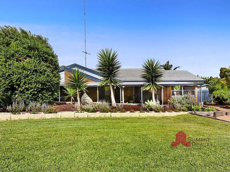 Real Estate For Sale 5 Wallaroo Way Australind , WA