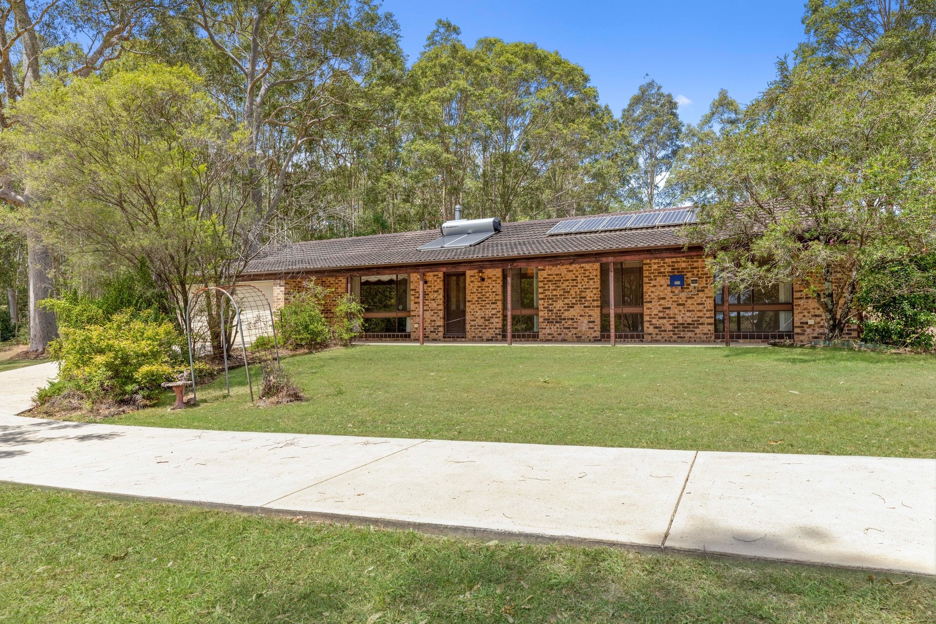 82 Maitland Vale Road, BOLWARRA HEIGHTS Peters Real Estate