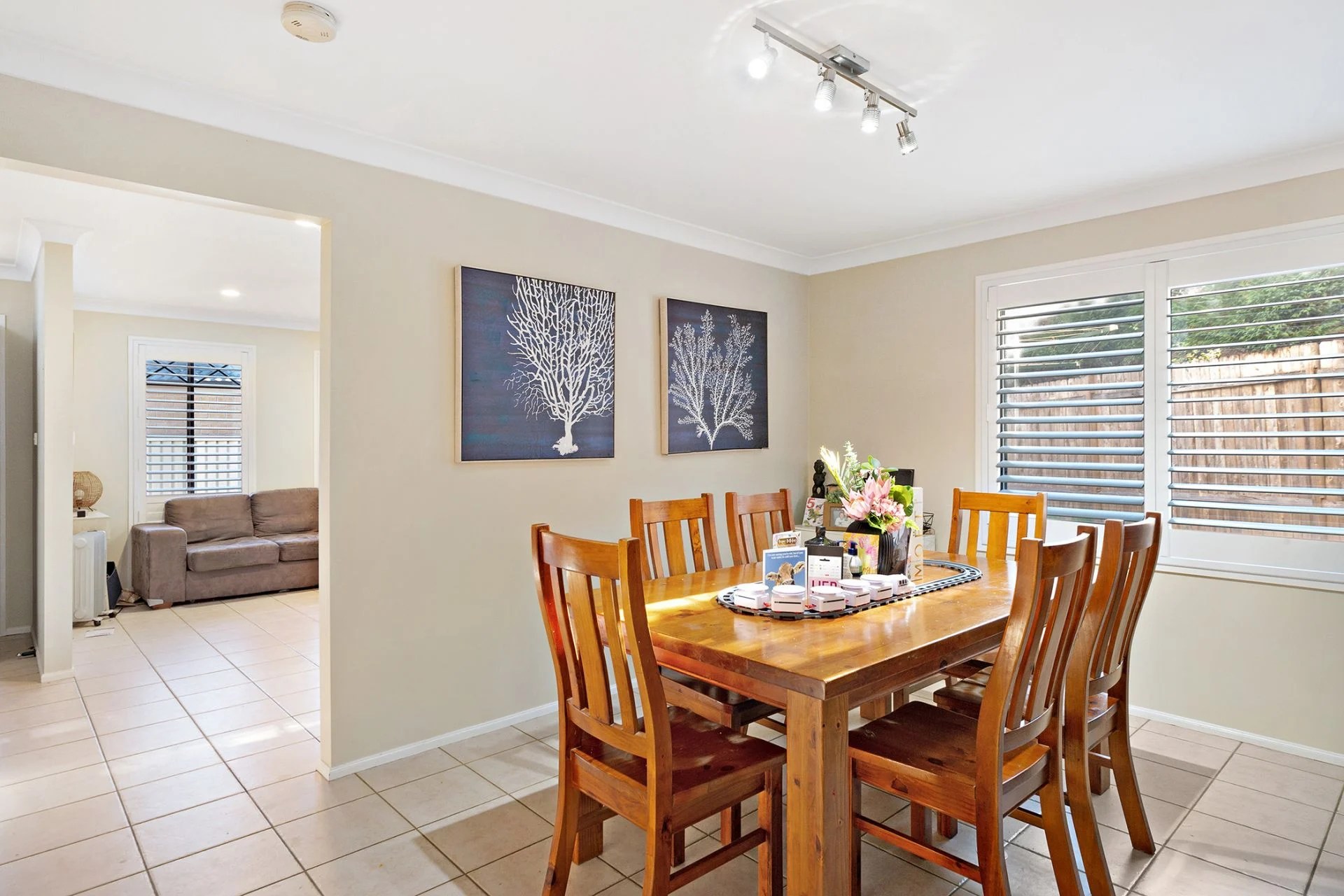 Real Estate For Sale 7 Patrick Place Currans Hill , NSW