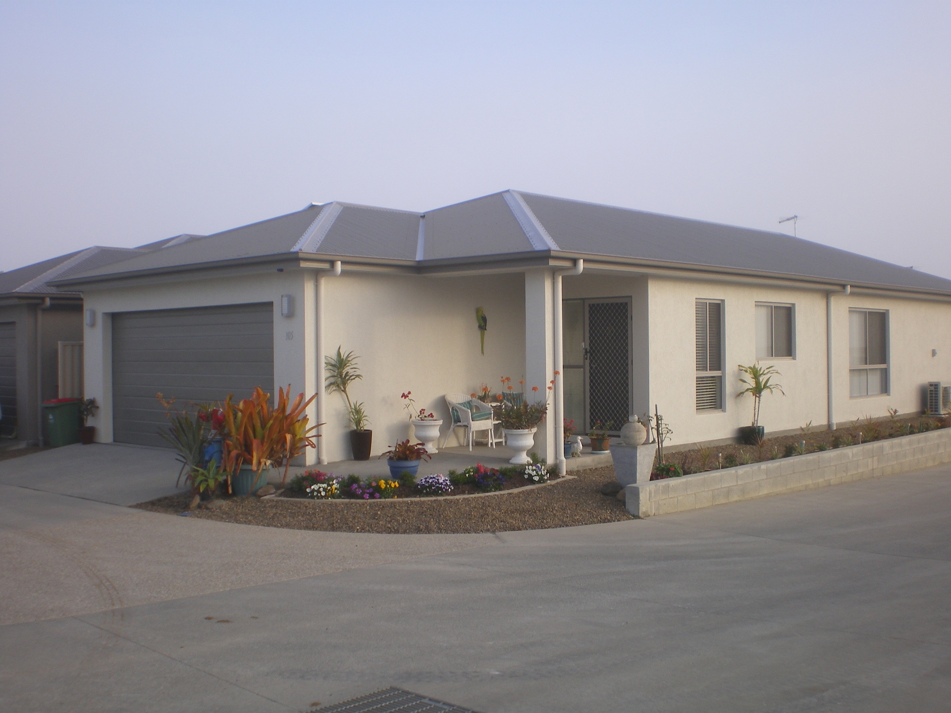 105/42 Quinzeh Creek Road, LOGAN VILLAGE, QLD, 4207 Villa buyMyplace