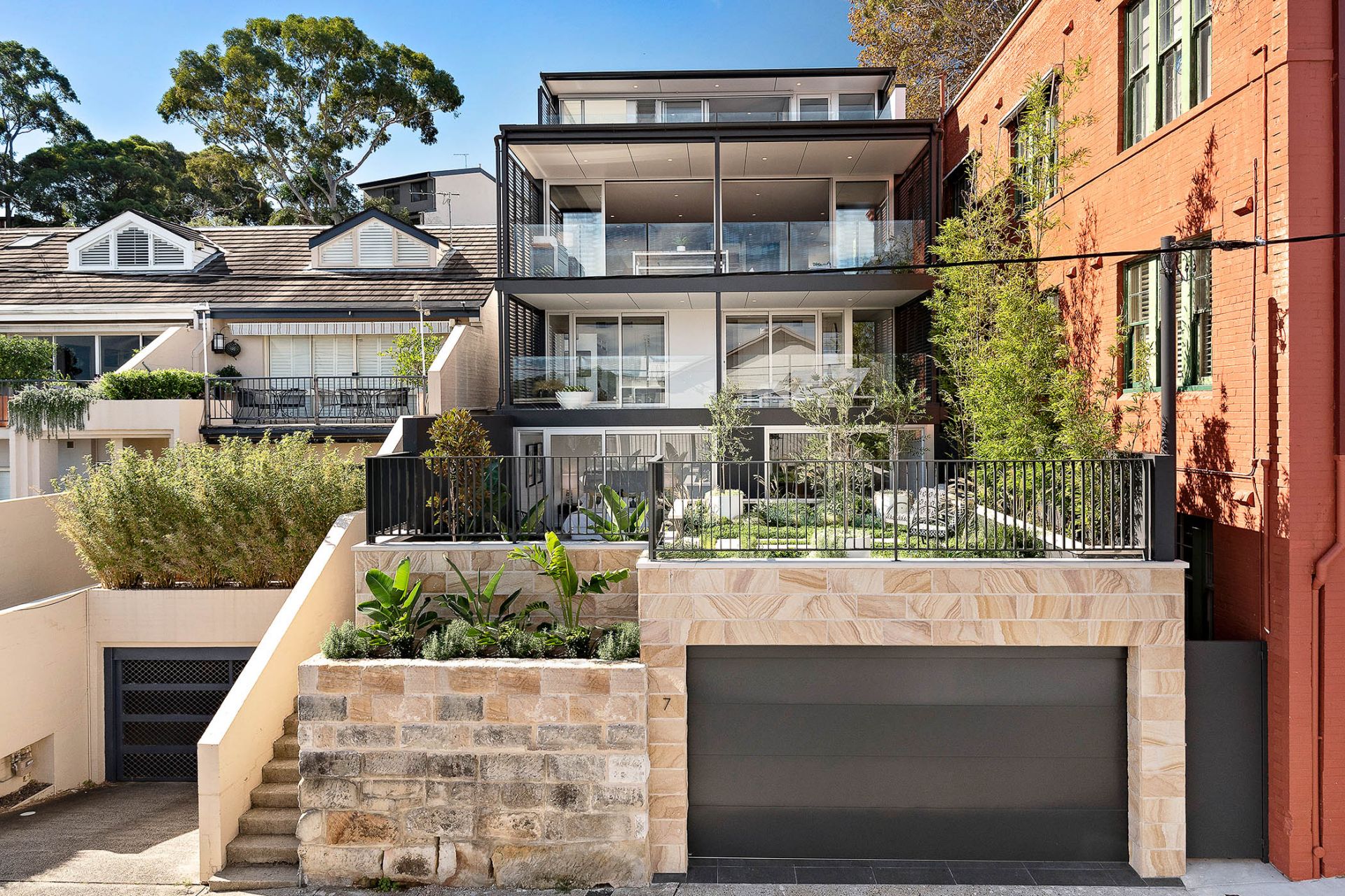 Real Estate For Sale 7 West Crescent Street McMahons Point , NSW